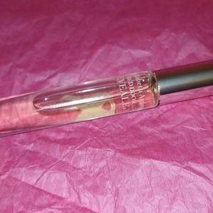 - ELIZABETH ARDEN RED DOOR REVEALED